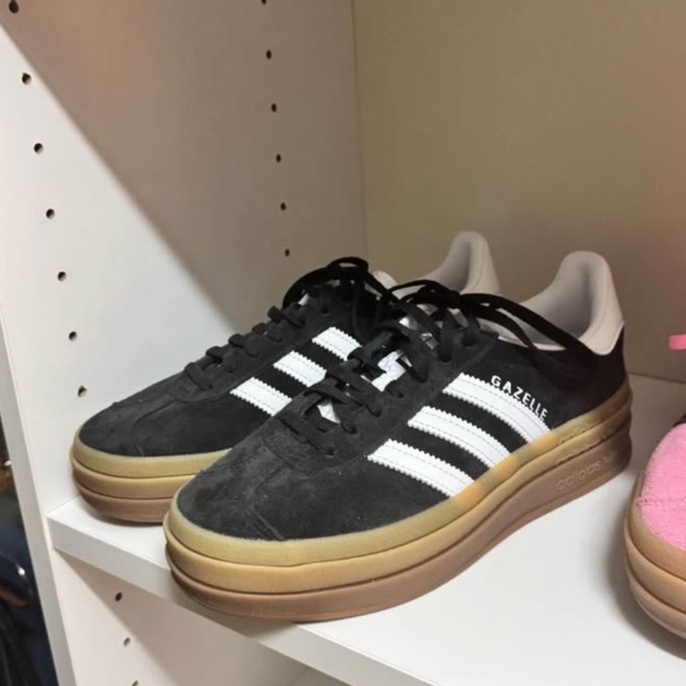 Black Adidas Sambas (NEVER WORN) - Picture 2 of 2